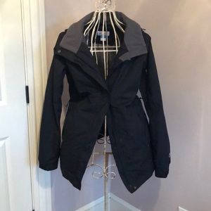 Columbia women’s rain jacket- black